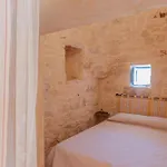 Trullo Tarantini Con Piscina Privata Latiano
