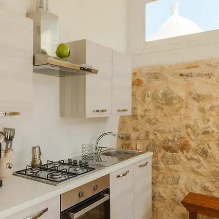 Trullo Tarantini Con Piscina Privata