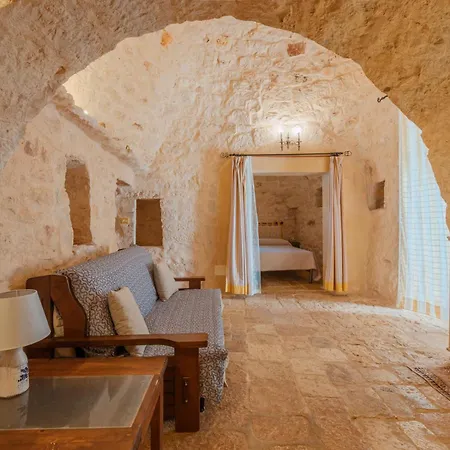 Appartamento Trullo Tarantini Con Piscina Privata Latiano