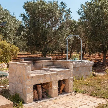 Trullo Tarantini Apartment Latiano