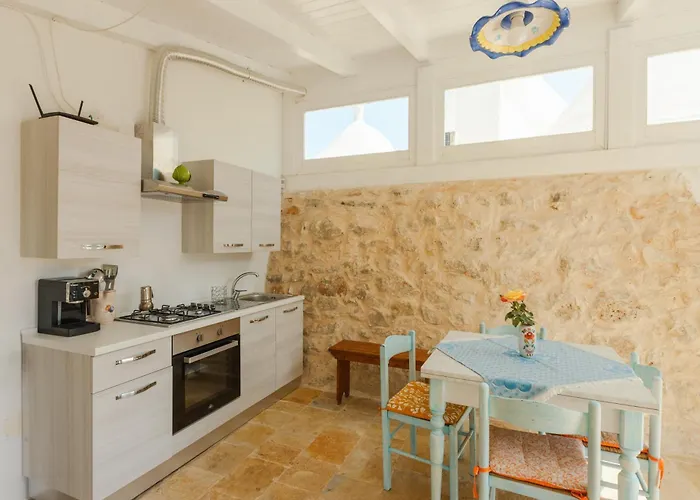 Trullo Tarantini Con Piscina Privata *