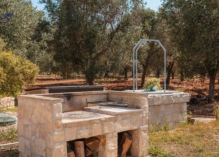 Trullo Tarantini Con Piscina Privata Daire Latiano