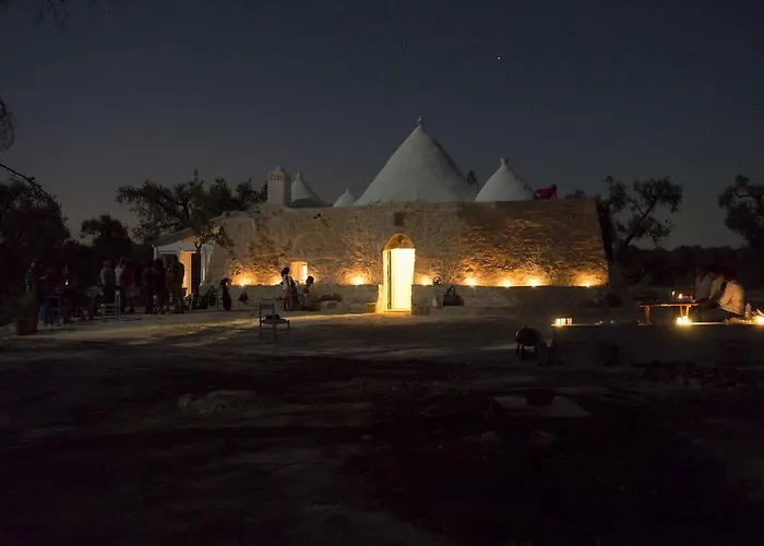 Trullo Tarantini Con Piscina Privata דירה Latiano